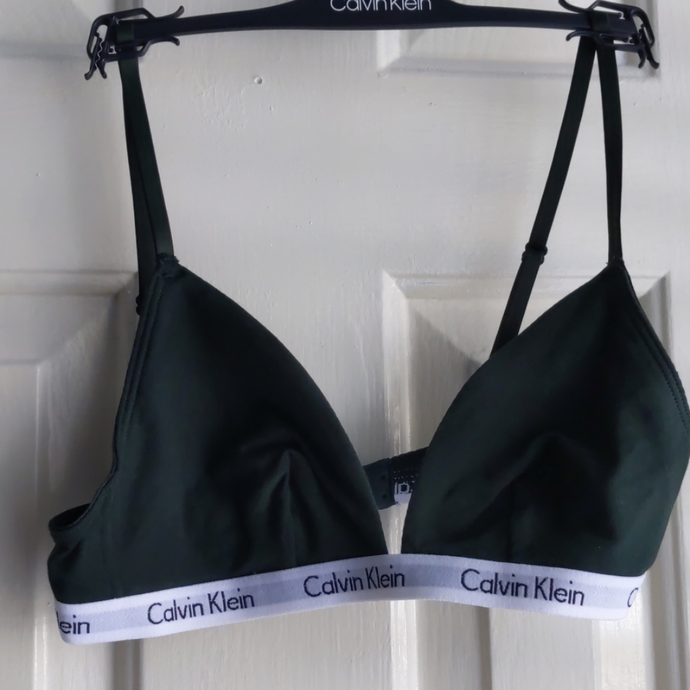NWOT Small Calvin Klein Bralette